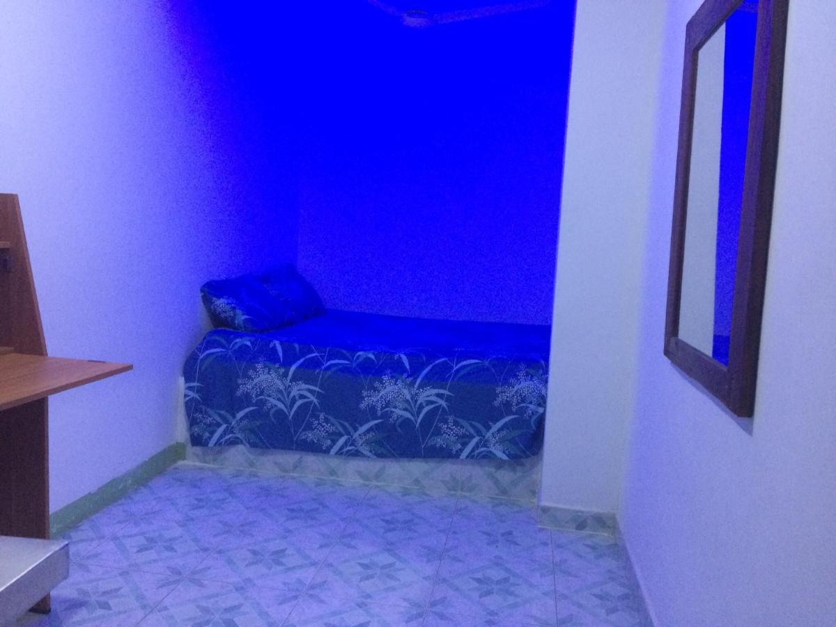 Rr House Hotell Colombo Exteriör bild